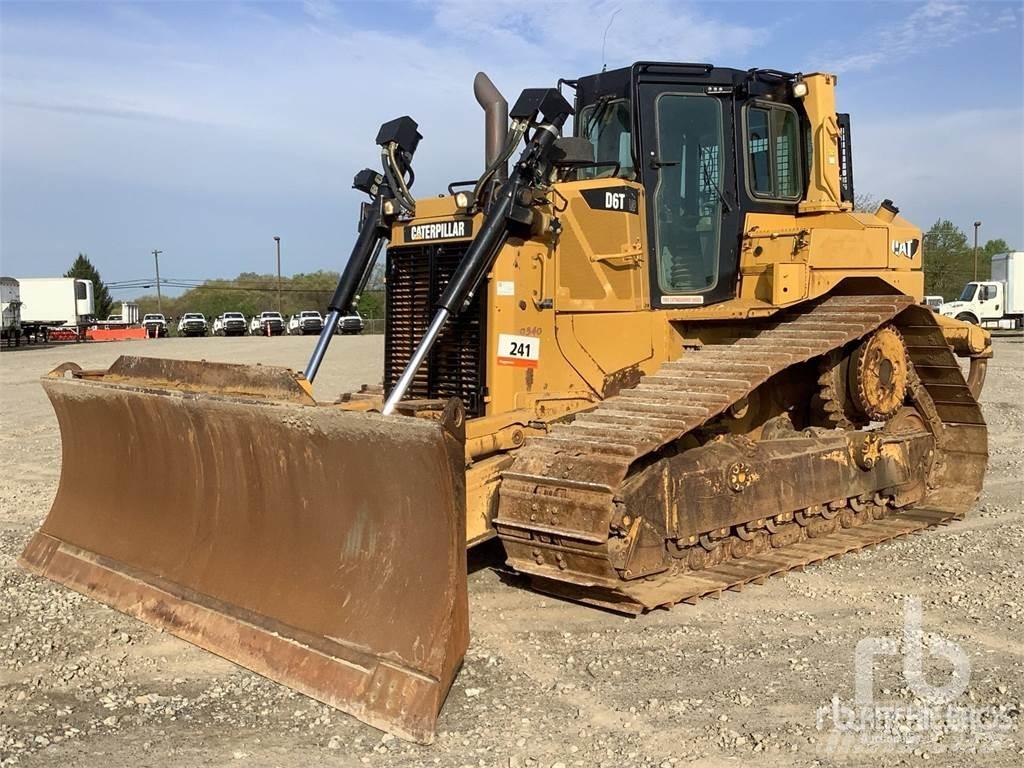 CAT D6T Pásové dozery