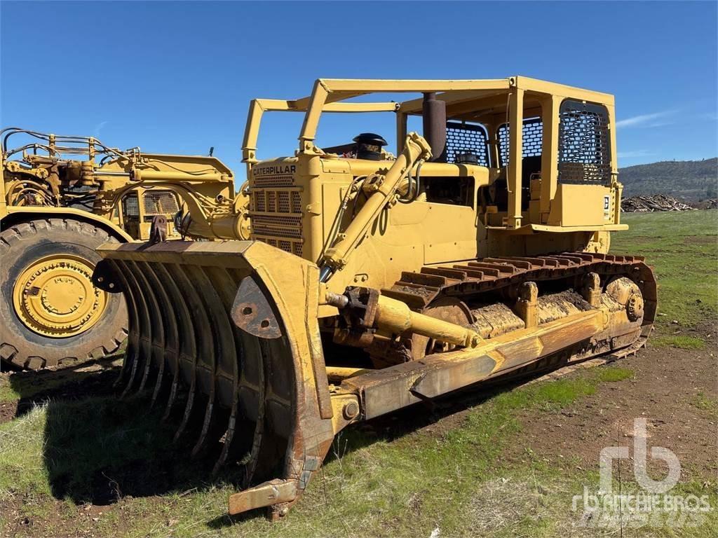 CAT D8H Pásové dozery