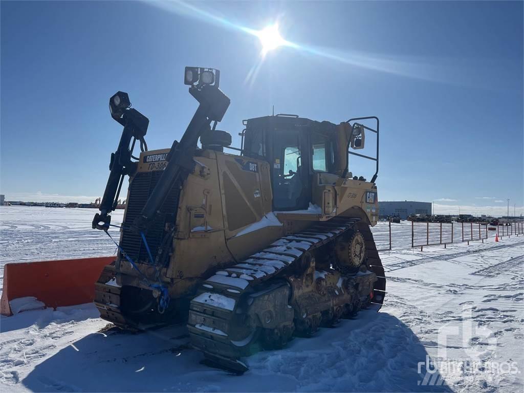CAT D8T Pásové dozery