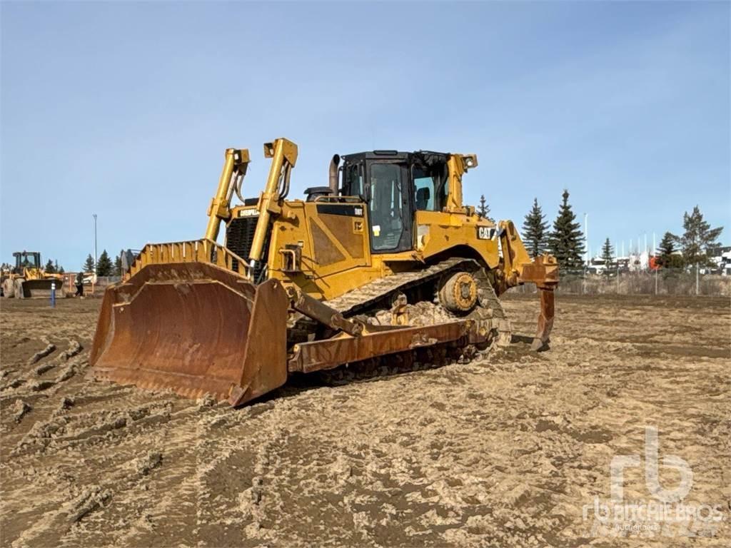CAT D8T Pásové dozery