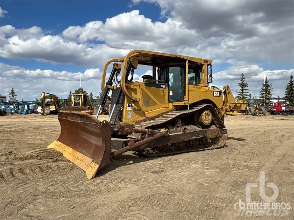 CAT D8T Pásové dozery