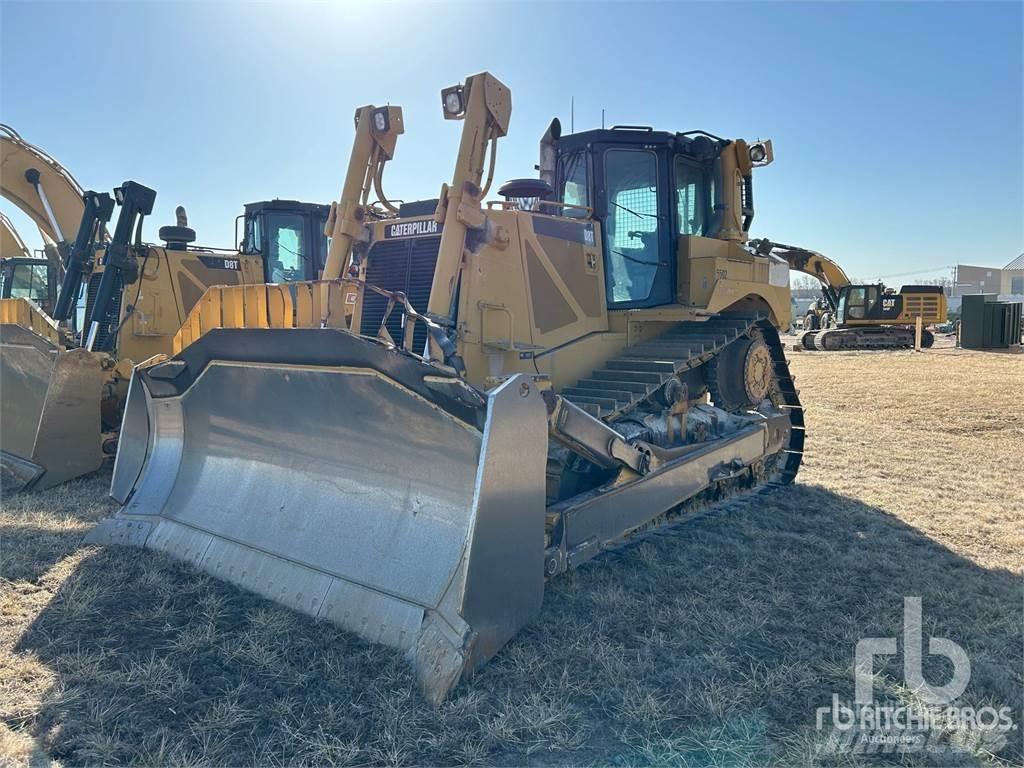 CAT D8T Pásové dozery