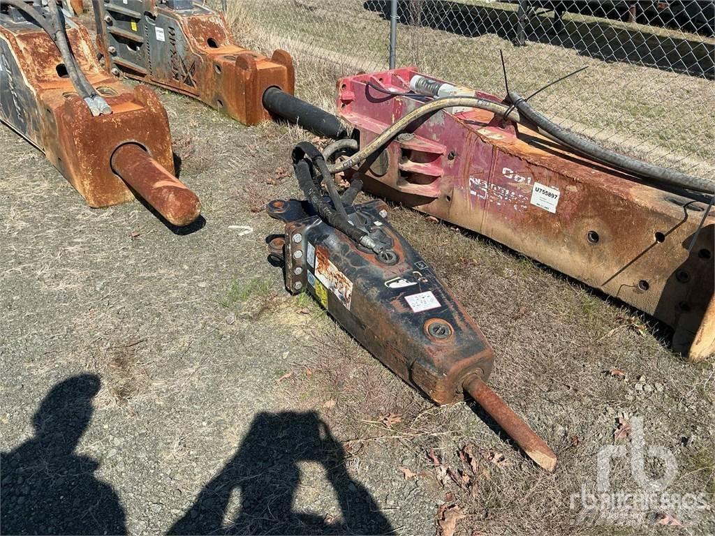 CAT H55S Bourací kladiva / Sbíječky
