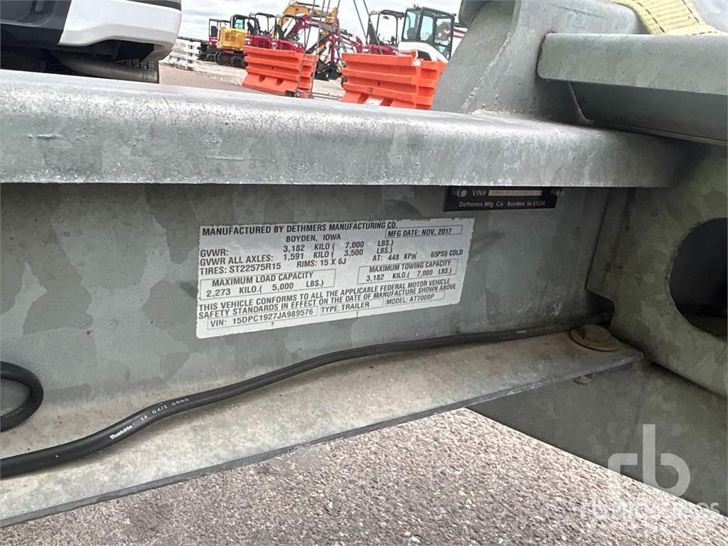 Demco AT7000P Přívesy na přepravu automobilů