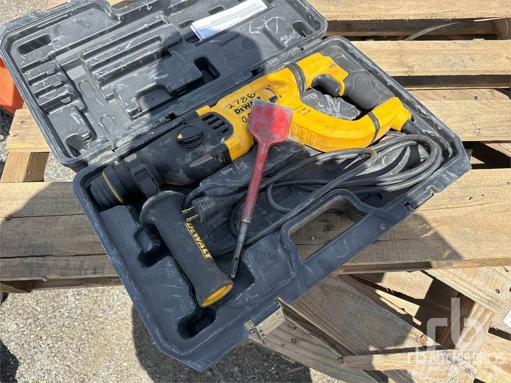 DeWalt D25262 Stavebnictví - ostatní