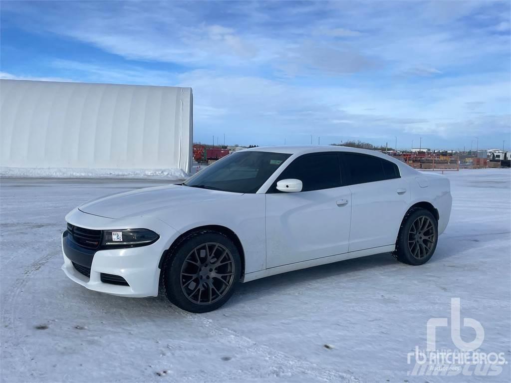 Dodge CHARGER Osobní vozy