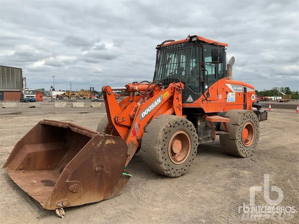 Doosan DL200-5 Kolové nakladače