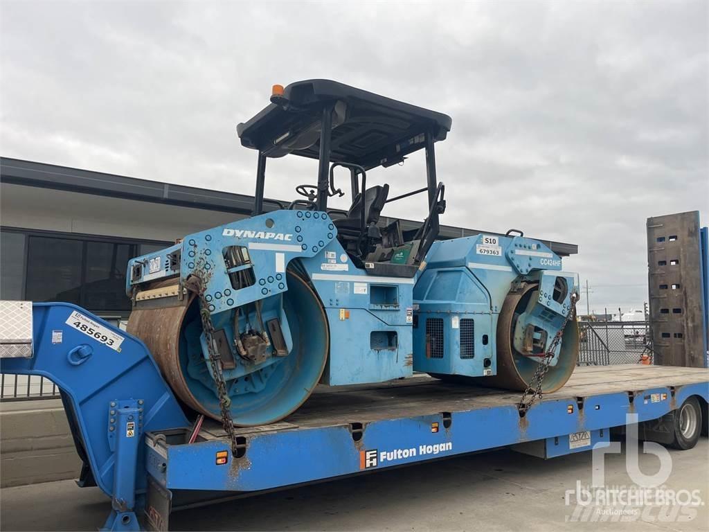 Dynapac CC424HF Tandemové válce
