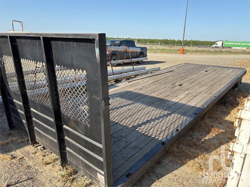 Flatbed Kabiny a interiér
