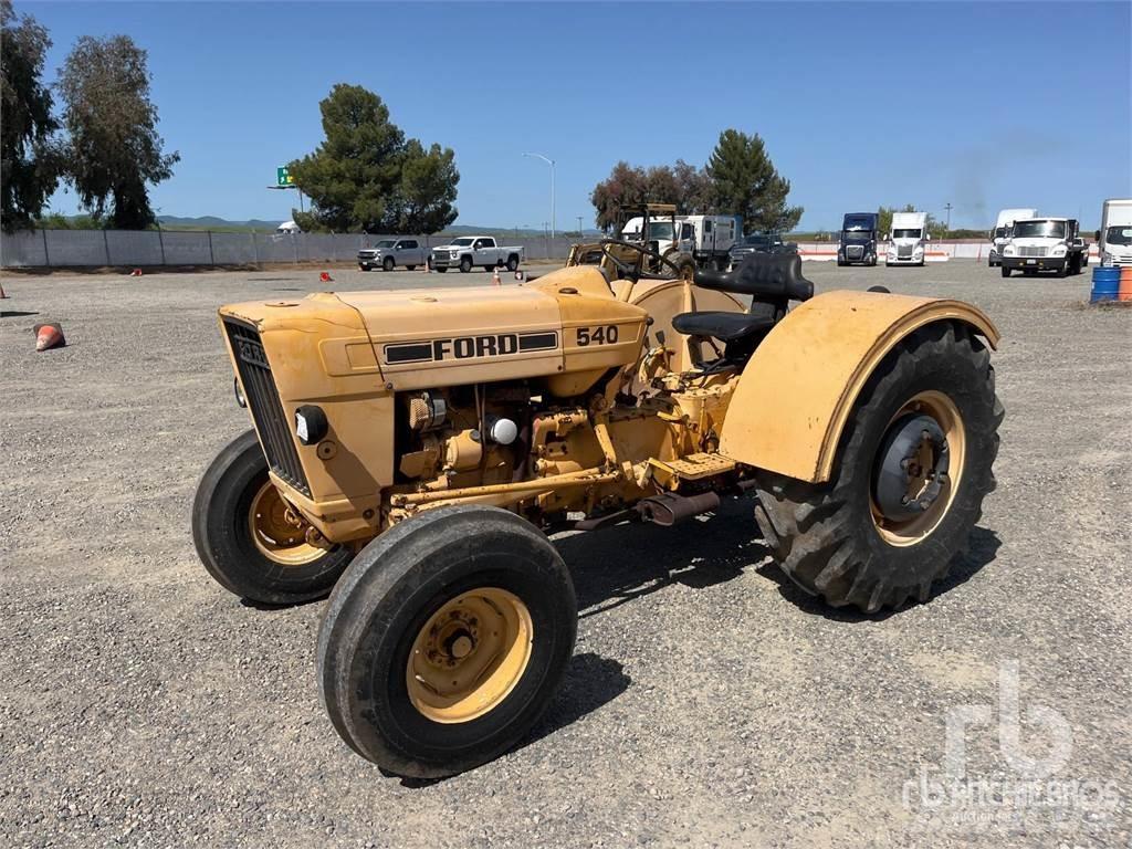 Ford 540 Kompaktní traktory