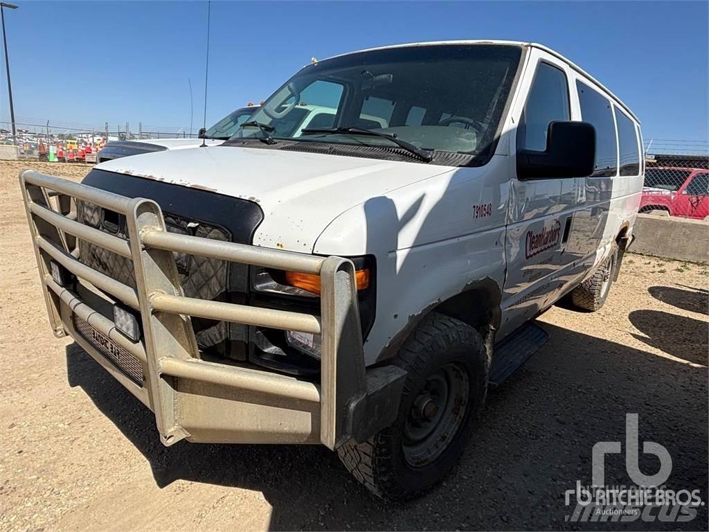 Ford E-350 Dodávky