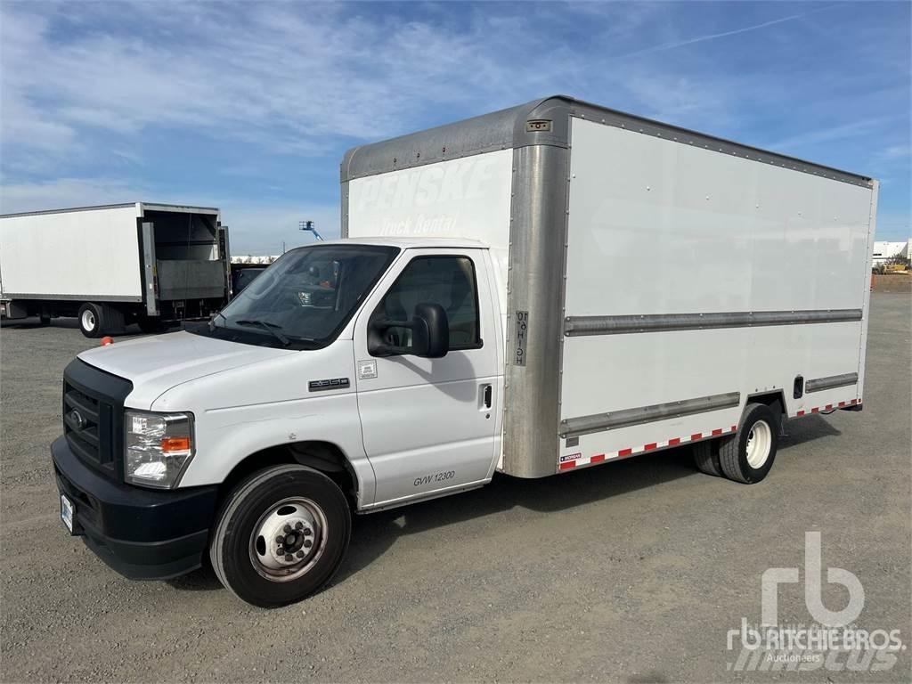 Ford E-350 Dodávky
