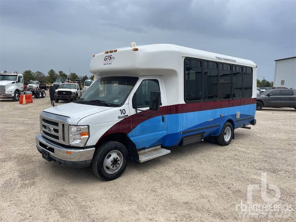 Ford E450 Meziměstské autobusy
