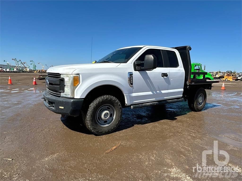 Ford F-250 Valníky/Sklápěcí bočnice