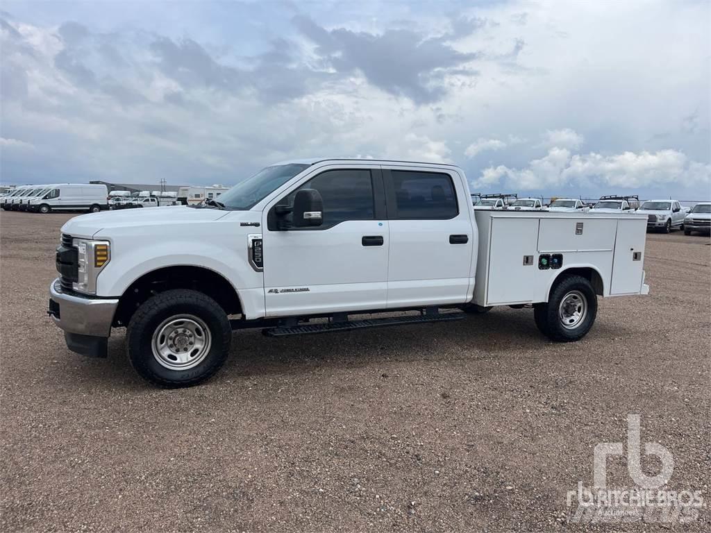 Ford F-250 Komunální / Multi-užitková vozidla