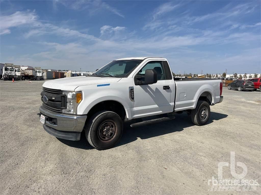 Ford F-250 Pick up/Valník