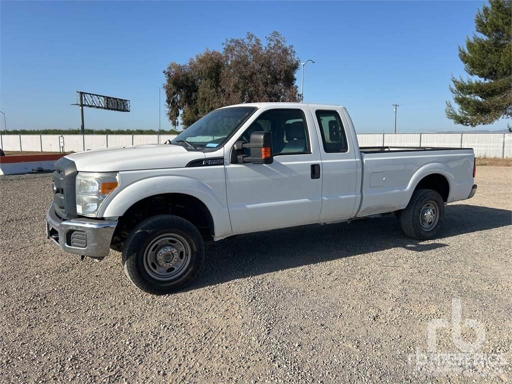 Ford F-250 Pick up/Valník