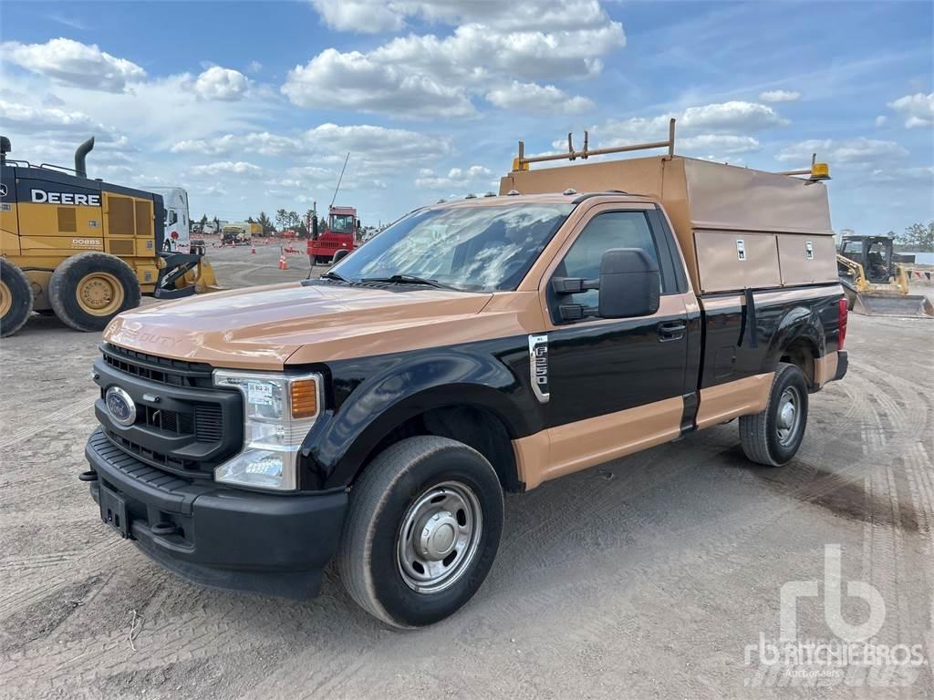 Ford F-250 Komunální / Multi-užitková vozidla