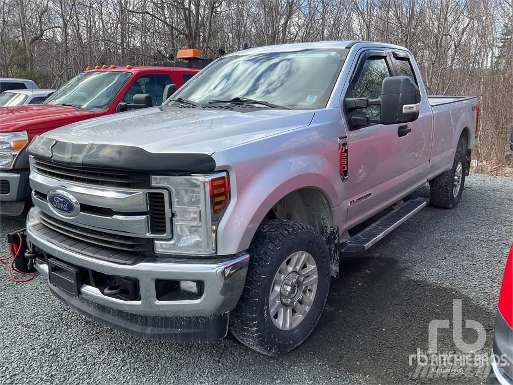 Ford F-250 Pick up/Valník