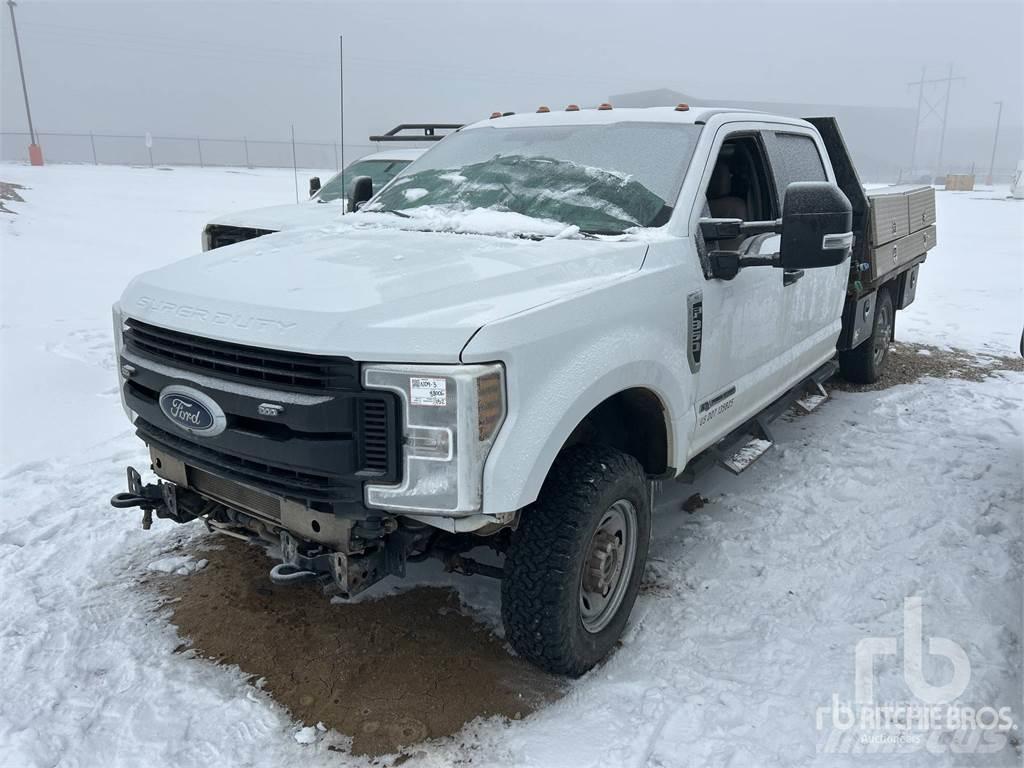 Ford F-350 Valníky/Sklápěcí bočnice