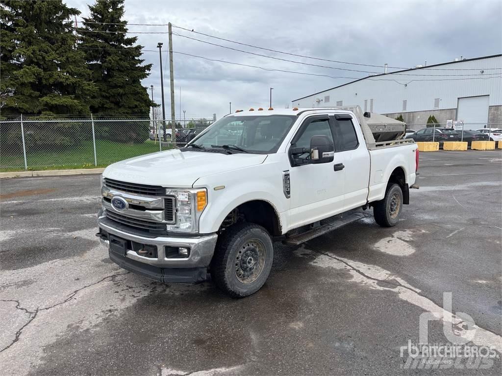 Ford F-350 Pick up/Valník