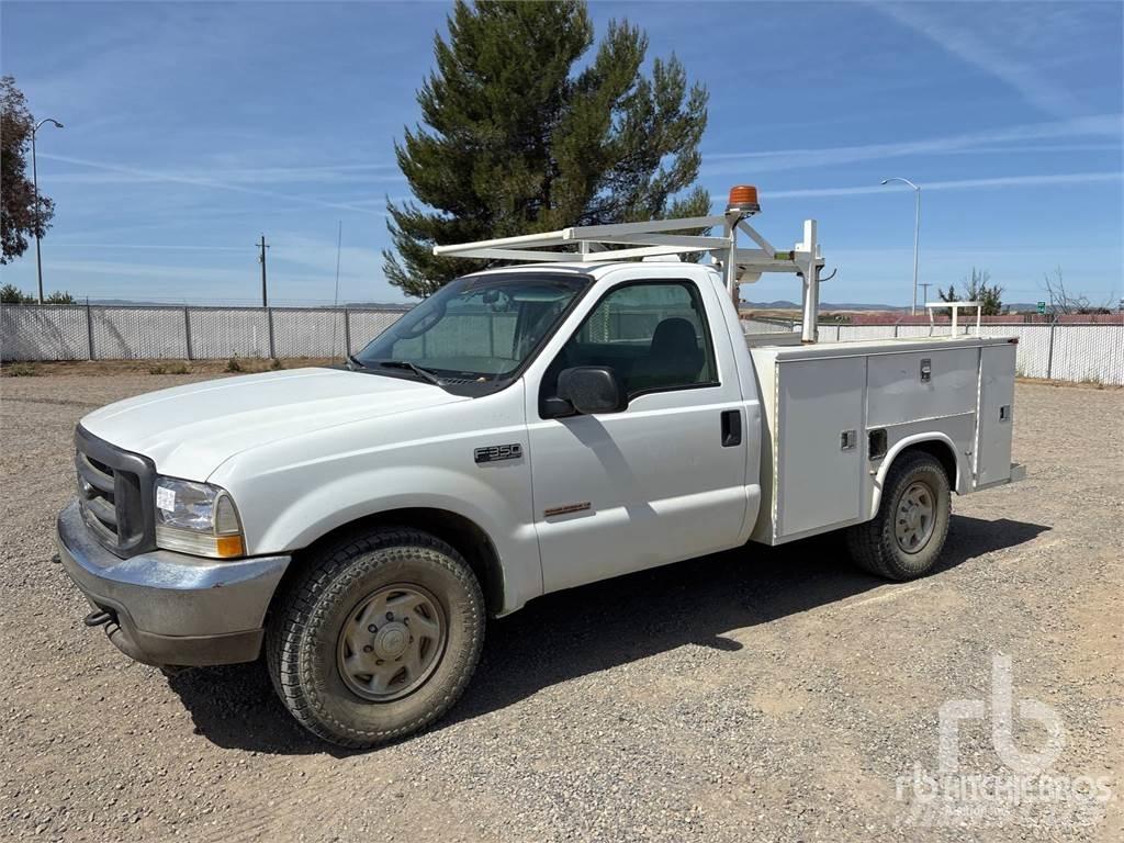 Ford F-350 Komunální / Multi-užitková vozidla