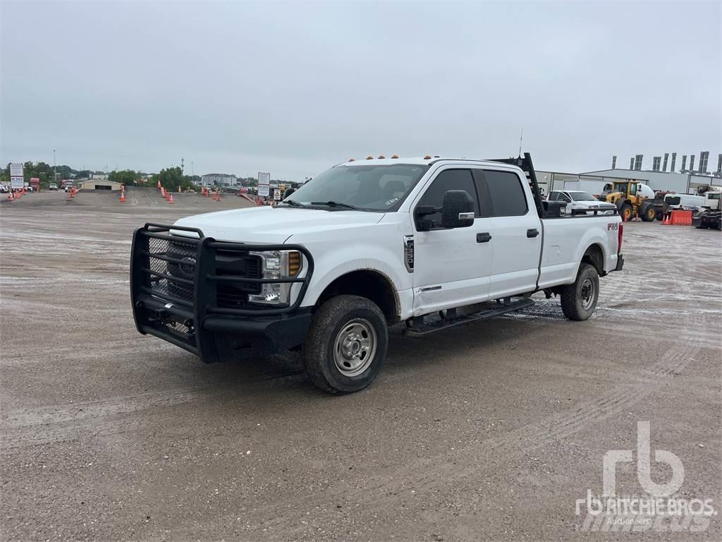 Ford F-350 Pick up/Valník