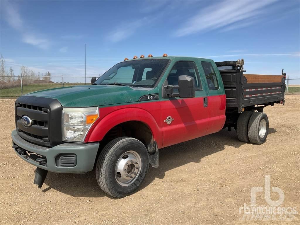 Ford F-350 Sklápěče