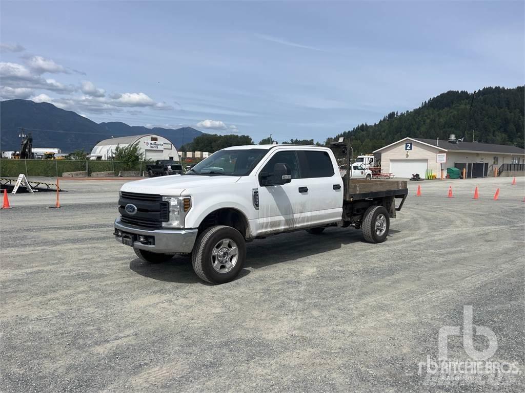 Ford F-350 Pick up/Valník