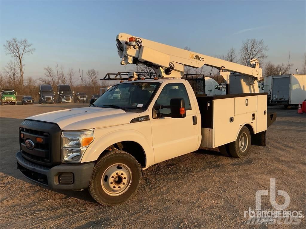 Ford F-350 Přívěsové plošiny