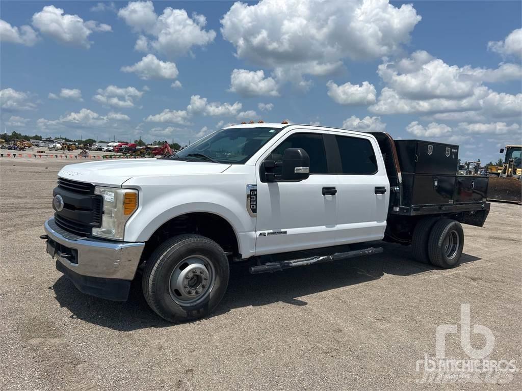 Ford F-350 Valníky/Sklápěcí bočnice