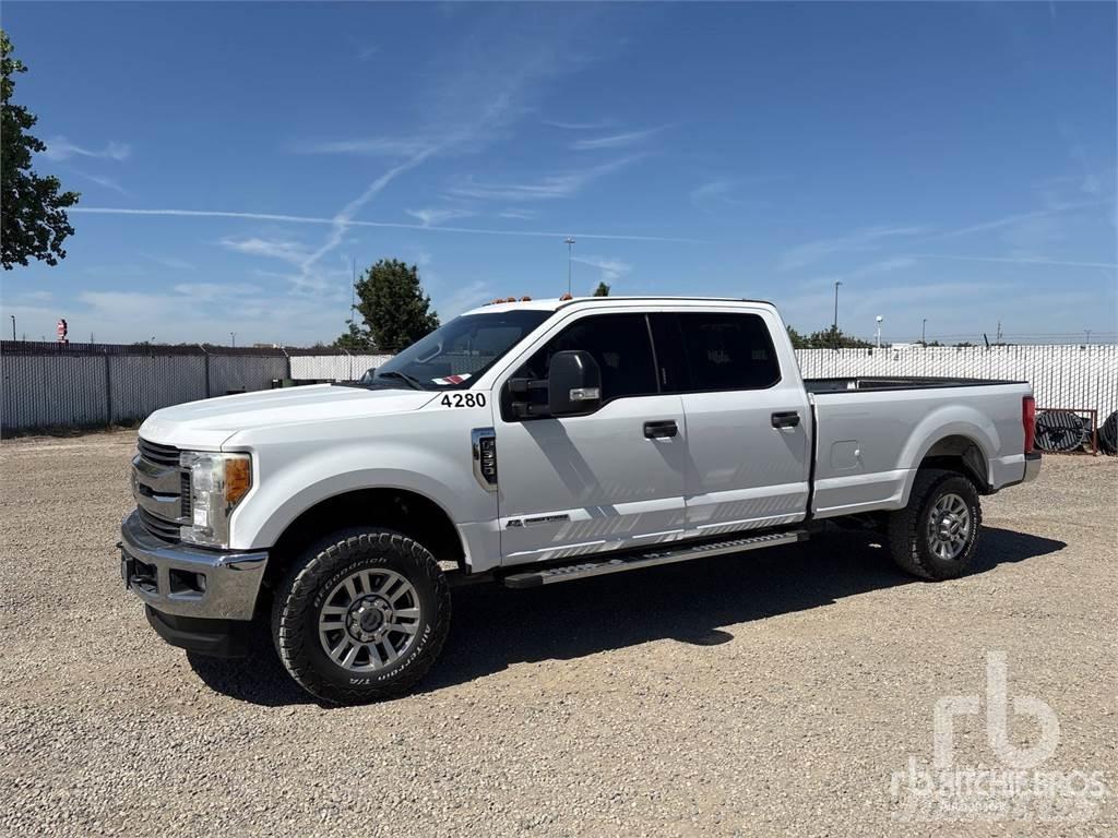 Ford F-350 Pick up/Valník
