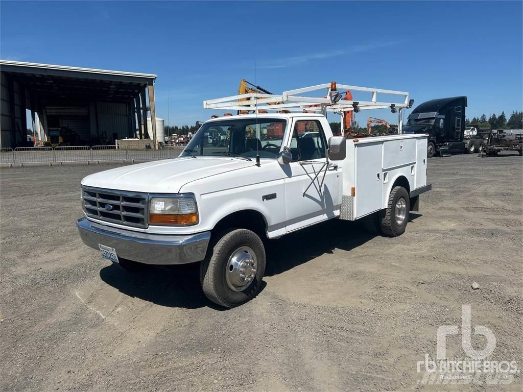 Ford F-450 Komunální / Multi-užitková vozidla