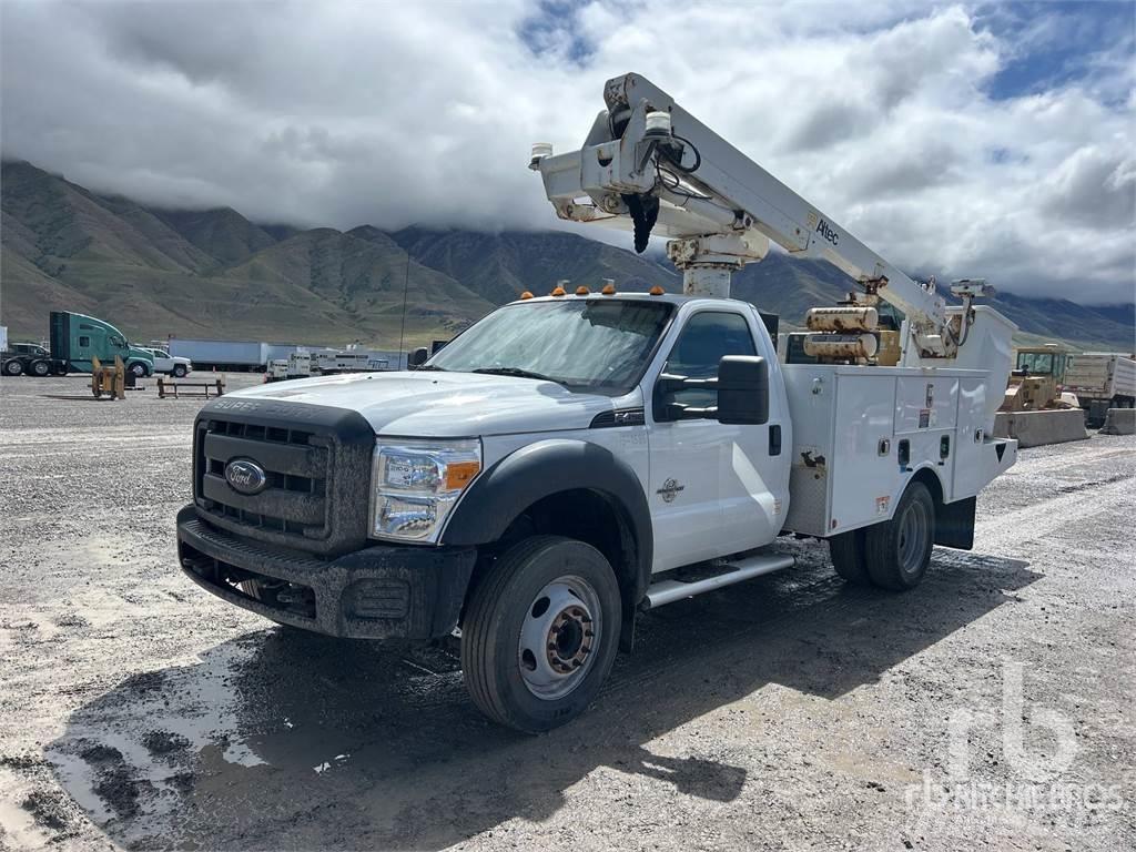 Ford F-450 Přívěsové plošiny