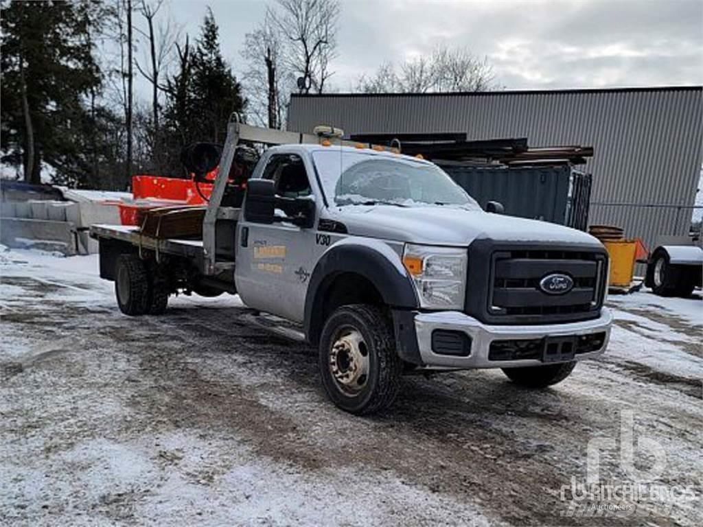 Ford F-550 Valníky/Sklápěcí bočnice