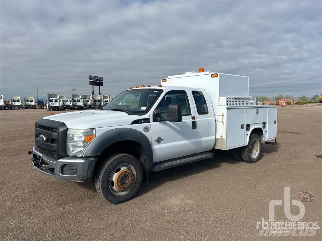 Ford F-550 Komunální / Multi-užitková vozidla