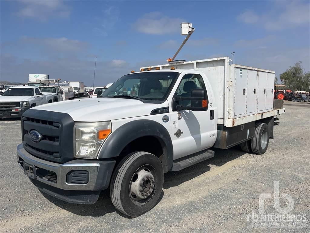 Ford F-550 Valníky/Sklápěcí bočnice