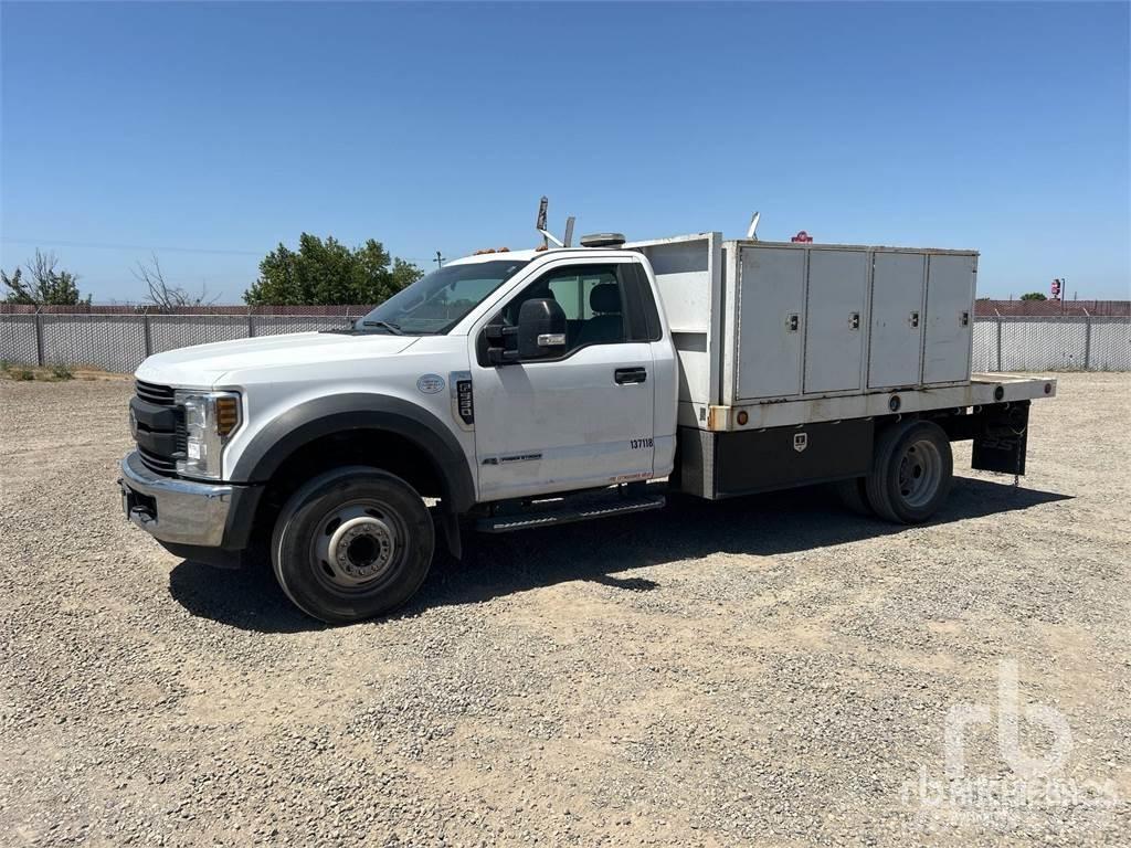 Ford F-550 Valníky/Sklápěcí bočnice