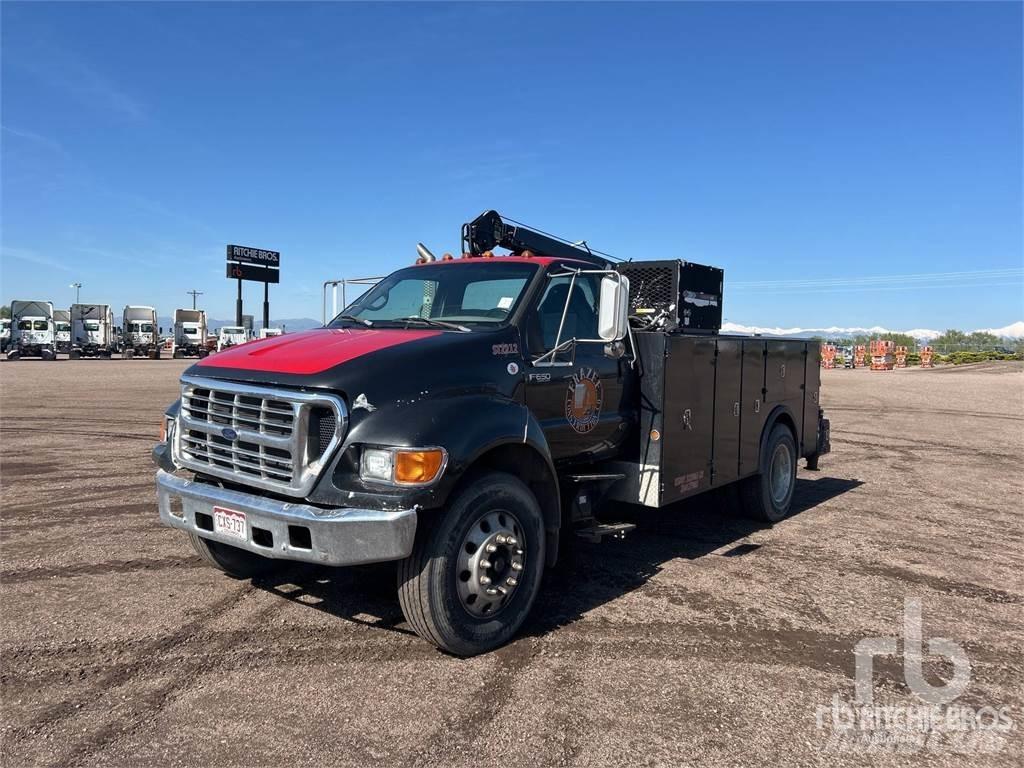 Ford F-650 Komunální / Multi-užitková vozidla