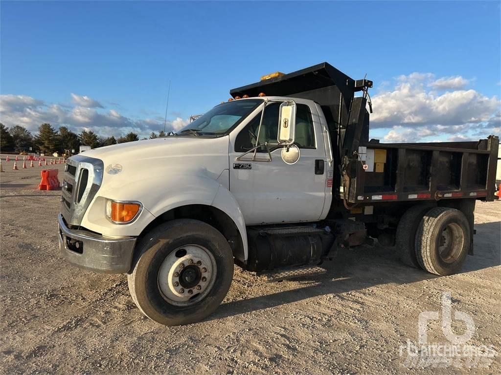 Ford F-750 Sklápěče