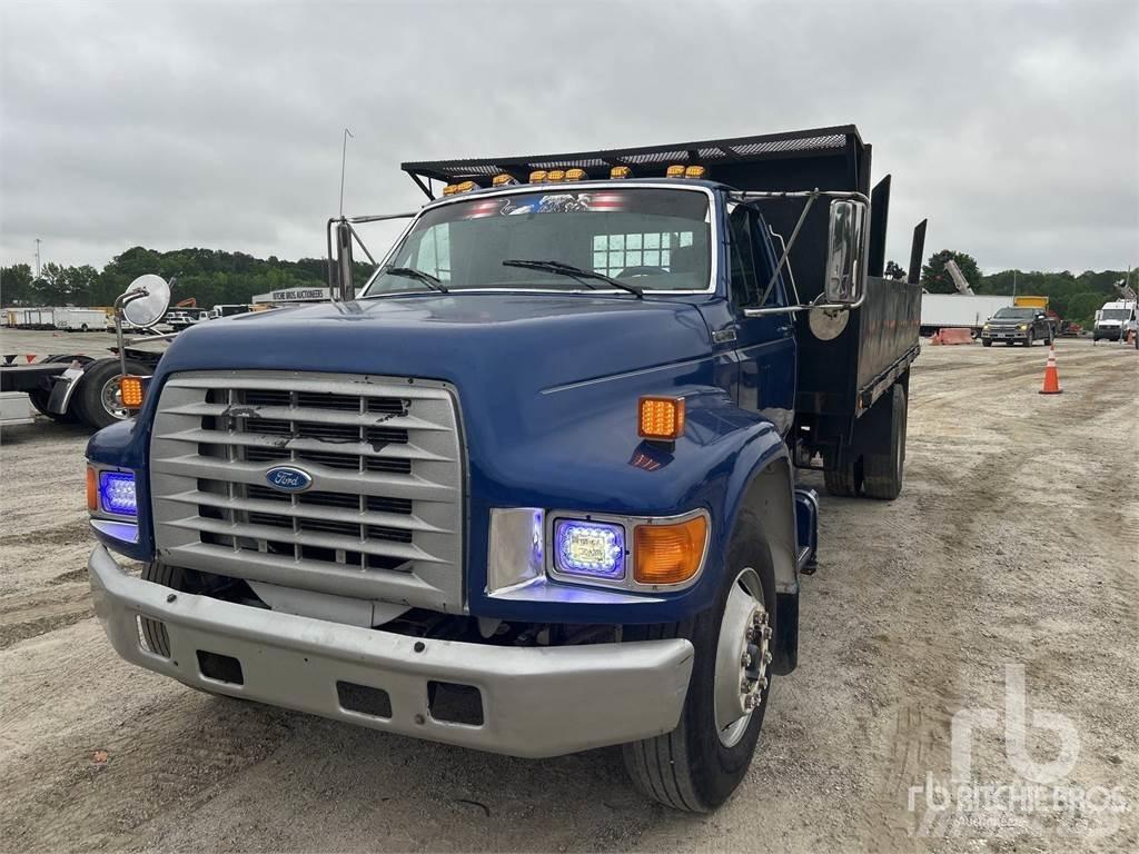 Ford F800 Valníky/Sklápěcí bočnice