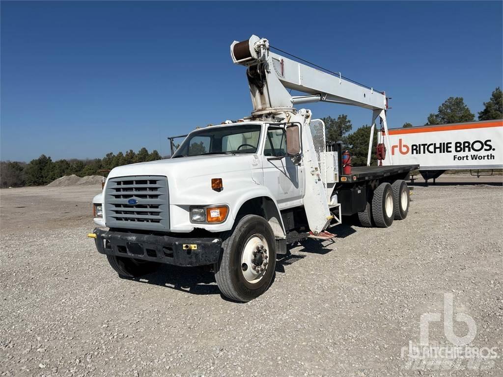Ford FT900F Autojeřáby, hydraulické ruky