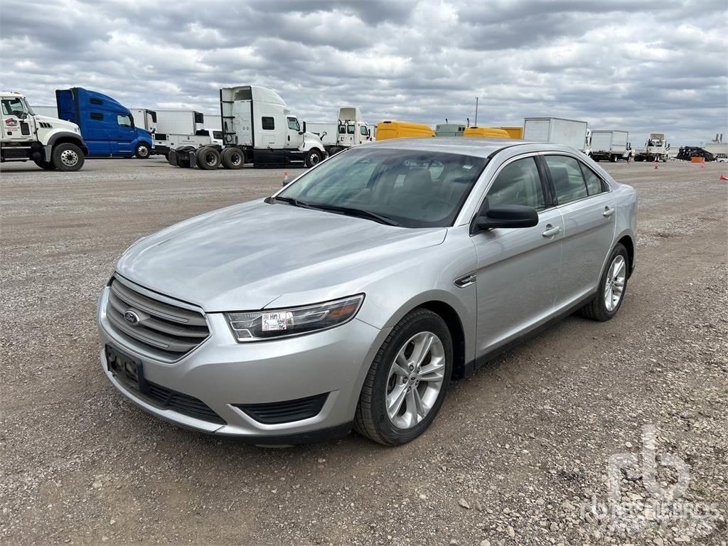 Ford TAURUS Osobní vozy