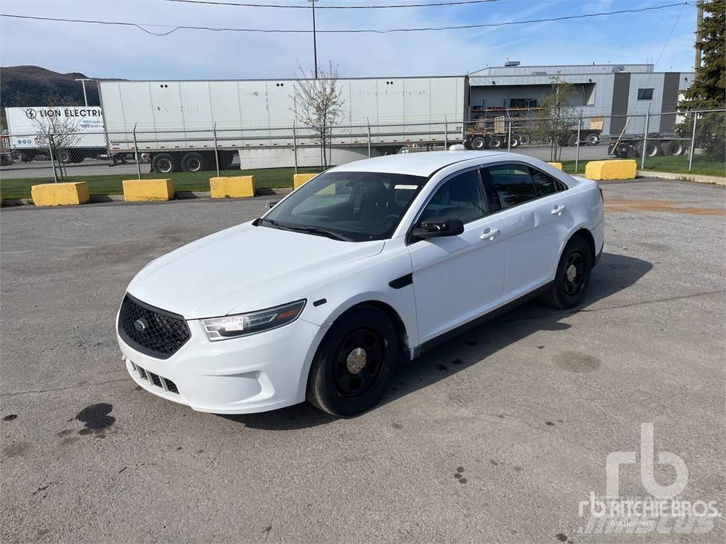Ford TAURUS Osobní vozy