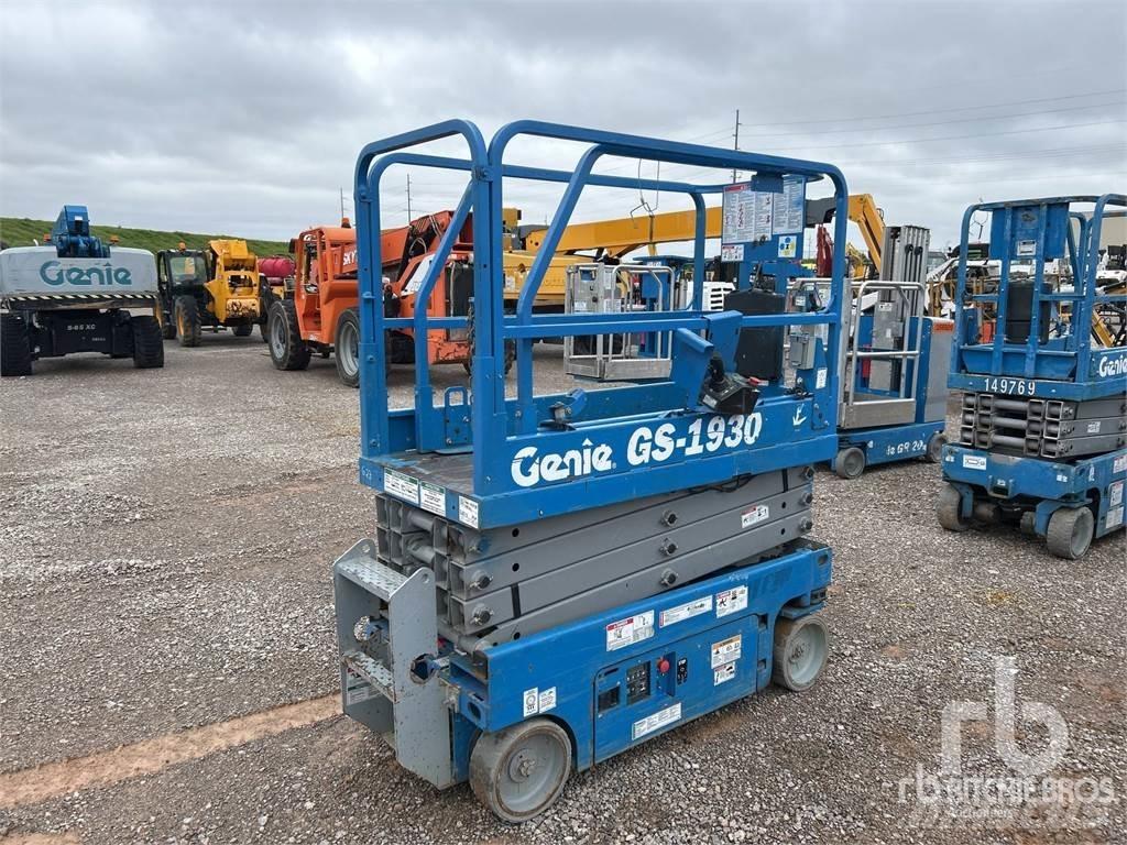 Genie GS-1930 Nůžková zvedací plošina
