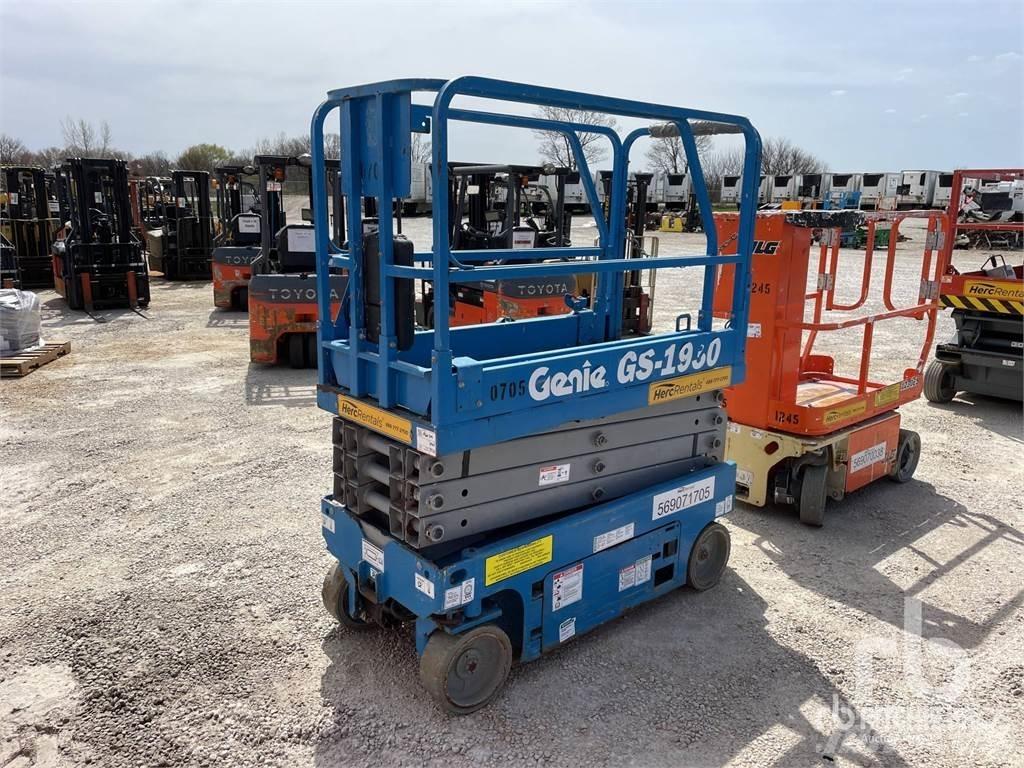 Genie GS1930 Nůžková zvedací plošina