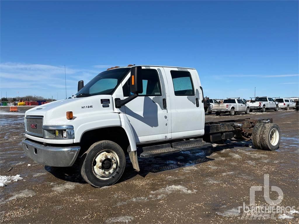 GMC C5500 Nákladní vozidlo bez nástavby