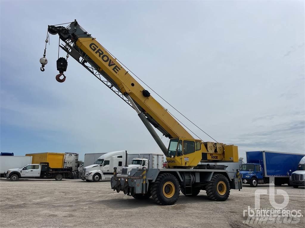 Grove RT600E Jeřáby pro těžký terén