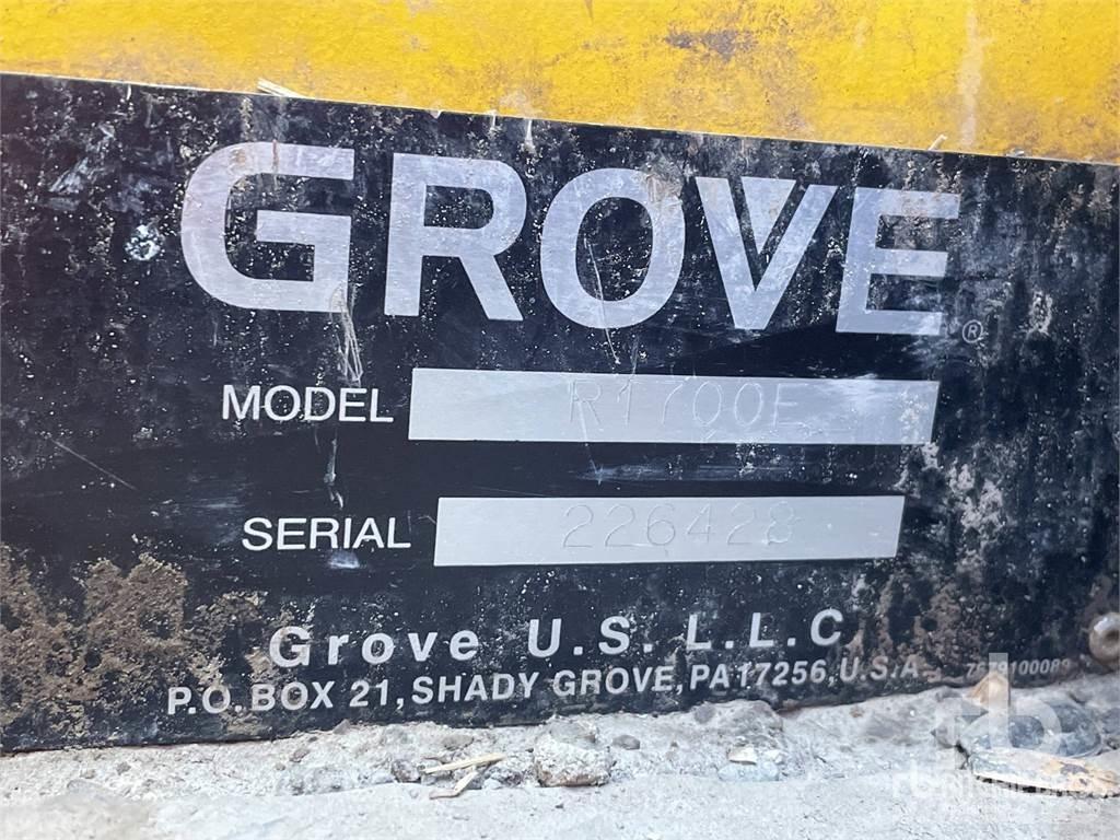 Grove RT700E Jeřáby pro těžký terén