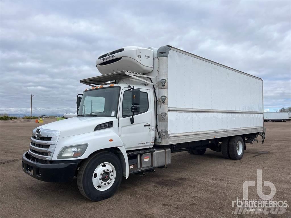 Hino 268 Chladírenské dodávky
